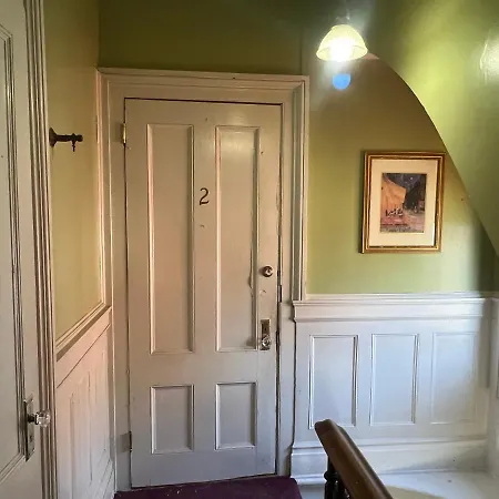 Private Victorian Apartment In Convenient City Location On 5 Acre, Sleeps 5 Poughkeepsie Exterior photo