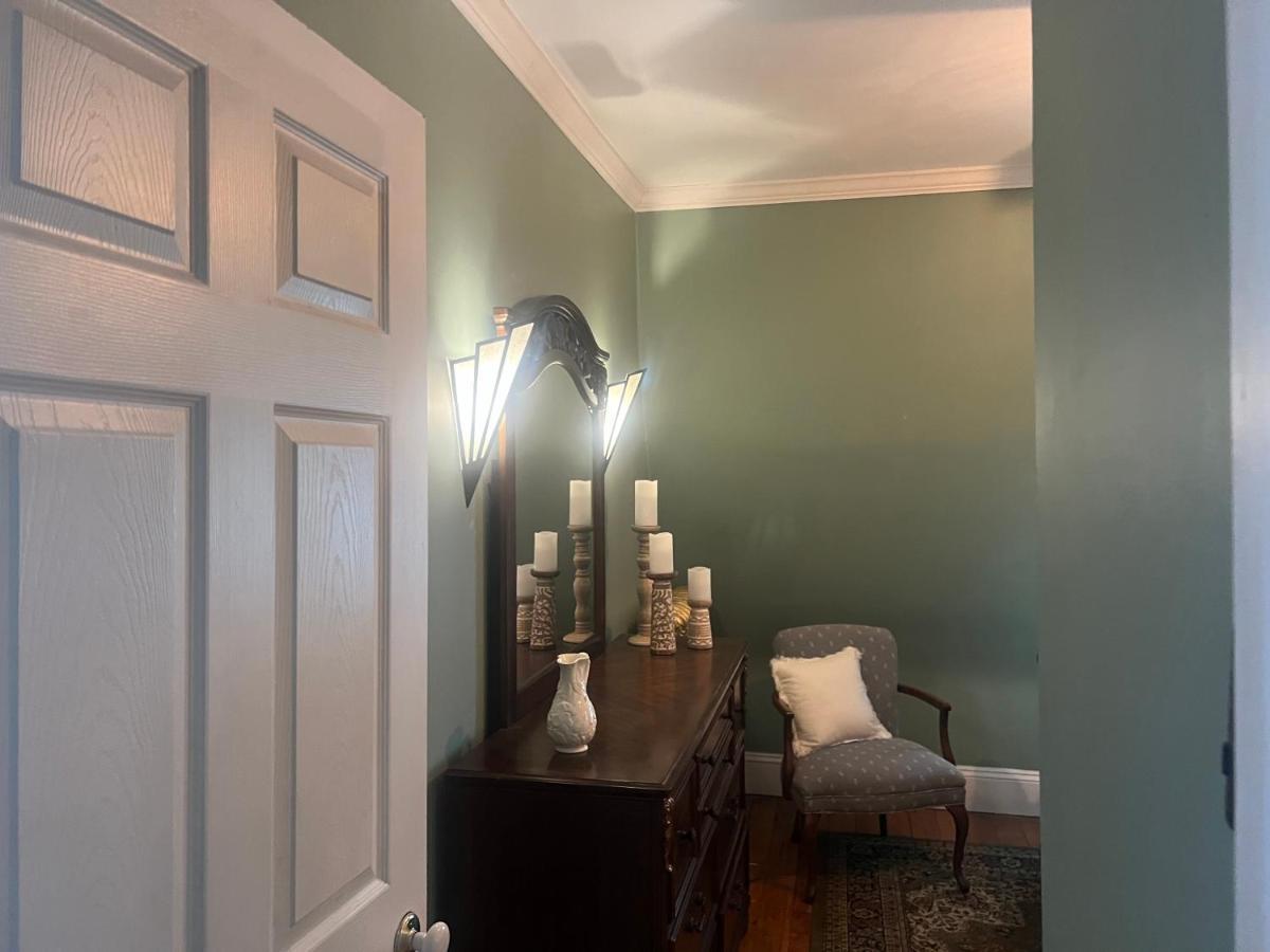 Appartement Private Victorian In Convenient Location On 5 Acre, Sleeps 5 *